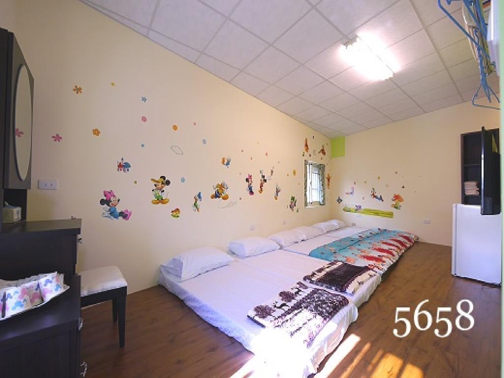Hua Qiao De Jia Apartment Donggang Bagian luar foto