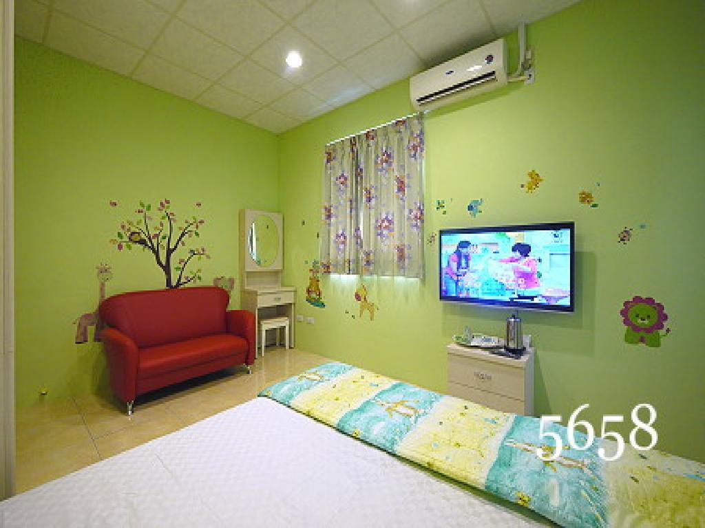 Hua Qiao De Jia Apartment Donggang Bagian luar foto